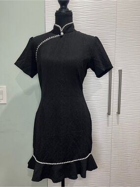 Pearl-Trim Black Short Cheongsam Dress